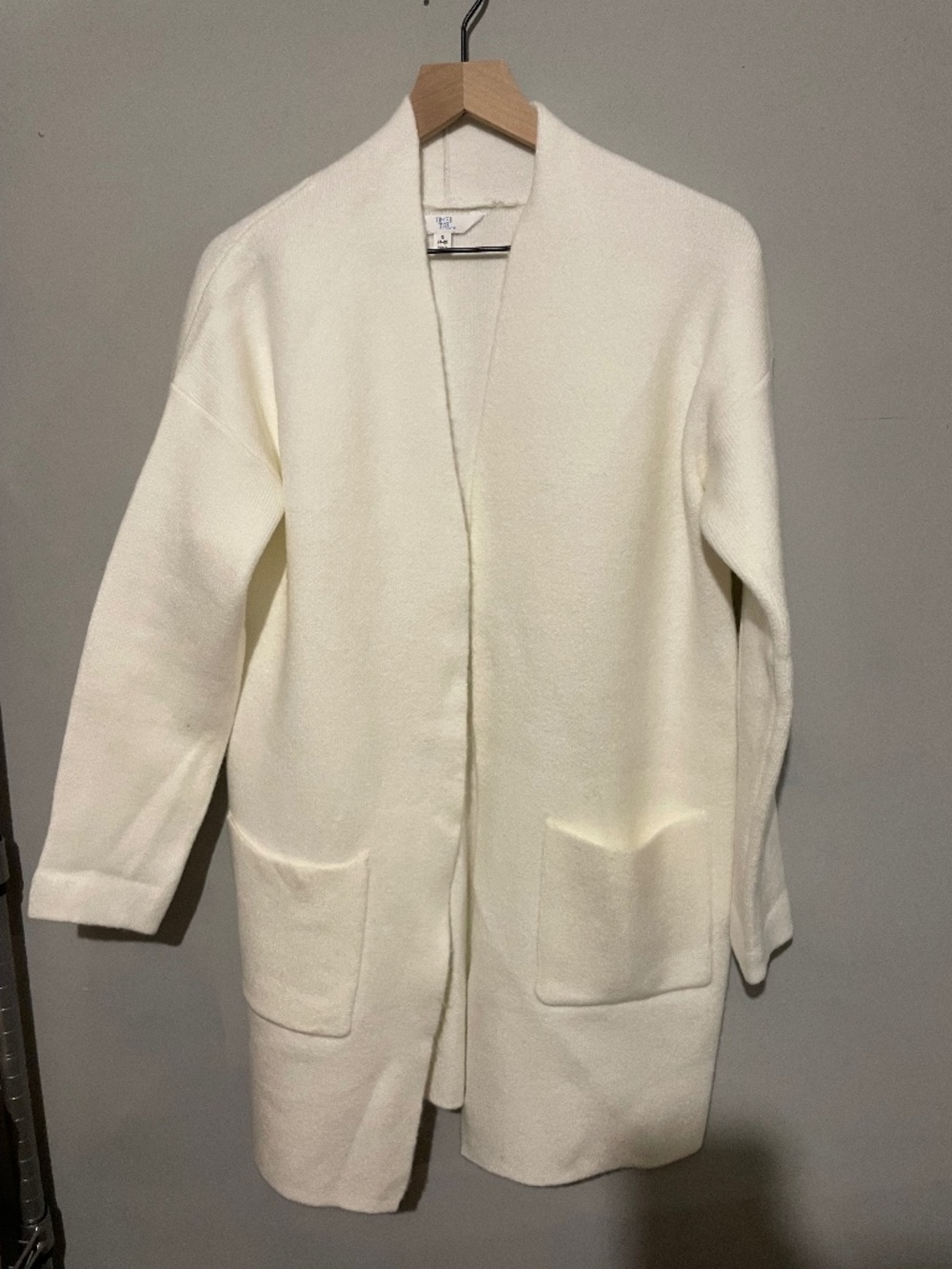 Time and true small open front long winter white cardigan sweater